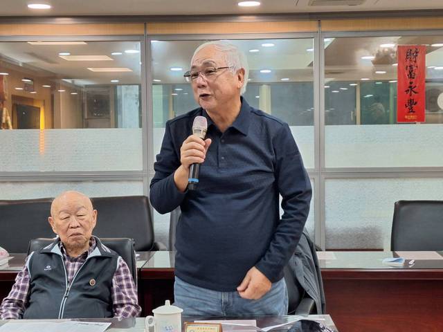 1380383_7dfb82fcf102eff7b52afcd7c4d68050